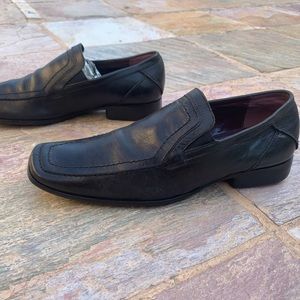 Guess Slip-on Dress Shoes Size 7.5